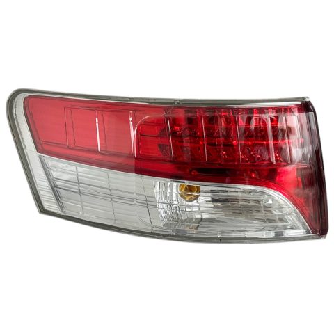 Toyota Avensis 08-12 Dış Sol Stop Lambası