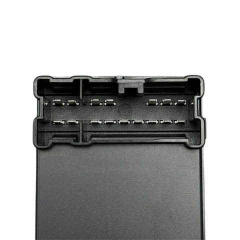 Nissan Micra 09-13 Ön Sol Cam Açma Düğmesi (Çiftli)