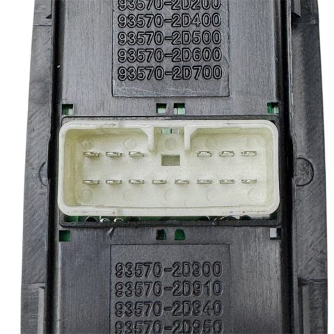 Hyundai Elantra 01-05 Ön Sol Cam Açma Düğmesi