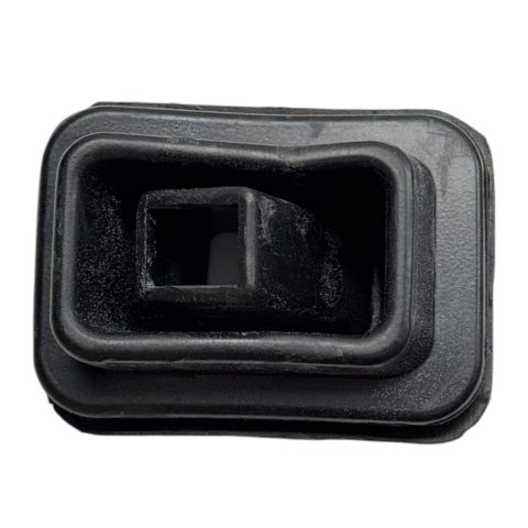 Mitsubishi L300 90-05 Debriyaj Çatal Körüğü