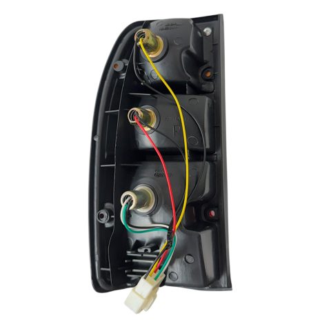 Mazda B2500 99-01 Sağ Stop Lambası