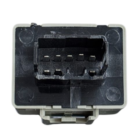 Toyota Avensis 03-08 Flaşör Sinyal Lambası