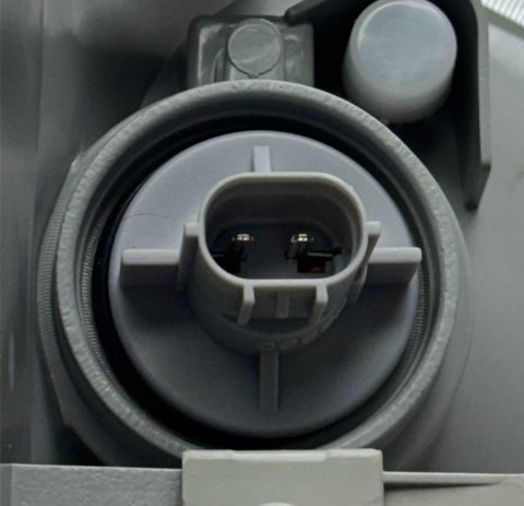 Mitsubishi Fuso Canter 06-12 Sağ Üst Sinyal Lambası Far