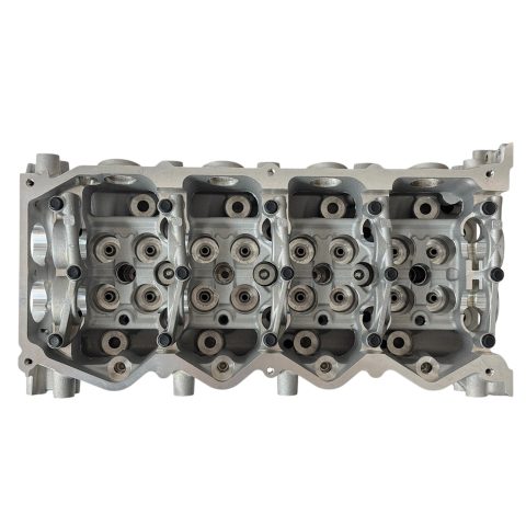 Nissan YD25 02-06 Silindir Kapak