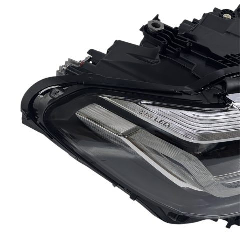 BMW 520 G30 20-23 Sağ Far (Beyinler Üstünde)