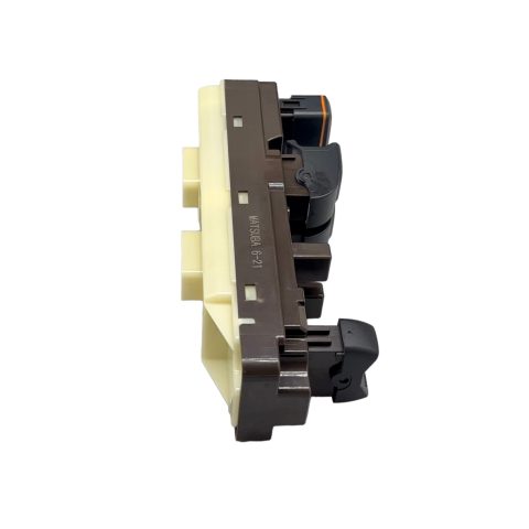 Isuzu D-Max 04-12 Ön Sol Cam Açma Düğmesi (Çiftli)