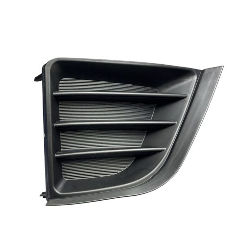 Toyota Corolla 13-16 Sağ Sis Lambası Kapağı (Sissiz)